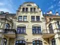 Ile kosztuje mieszkanie w starym budownictwie? Ceny, które zaskakują