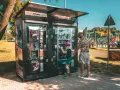 Ile kosztuje wynajem automatu vendingowego? Zaskakujące ceny i ukryte koszty