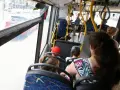 Czy autobus ma pierwszeństwo w terenie zabudowanym? Poznaj zasady ruchu