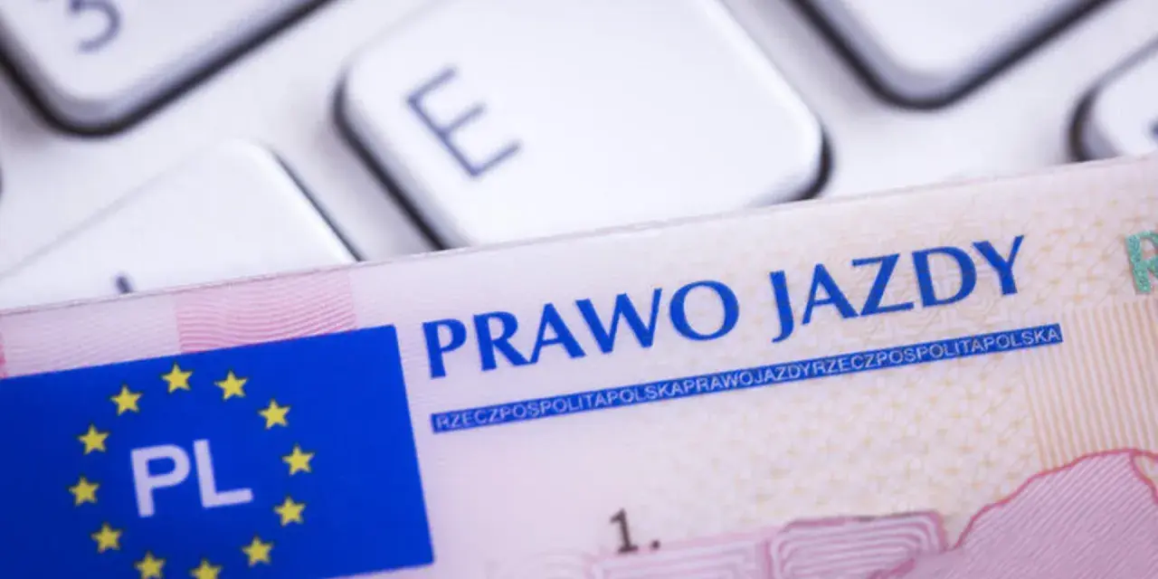Czy można jeździć bez prawa jazdy po terenie prywatnym? Sprawdź zasady
