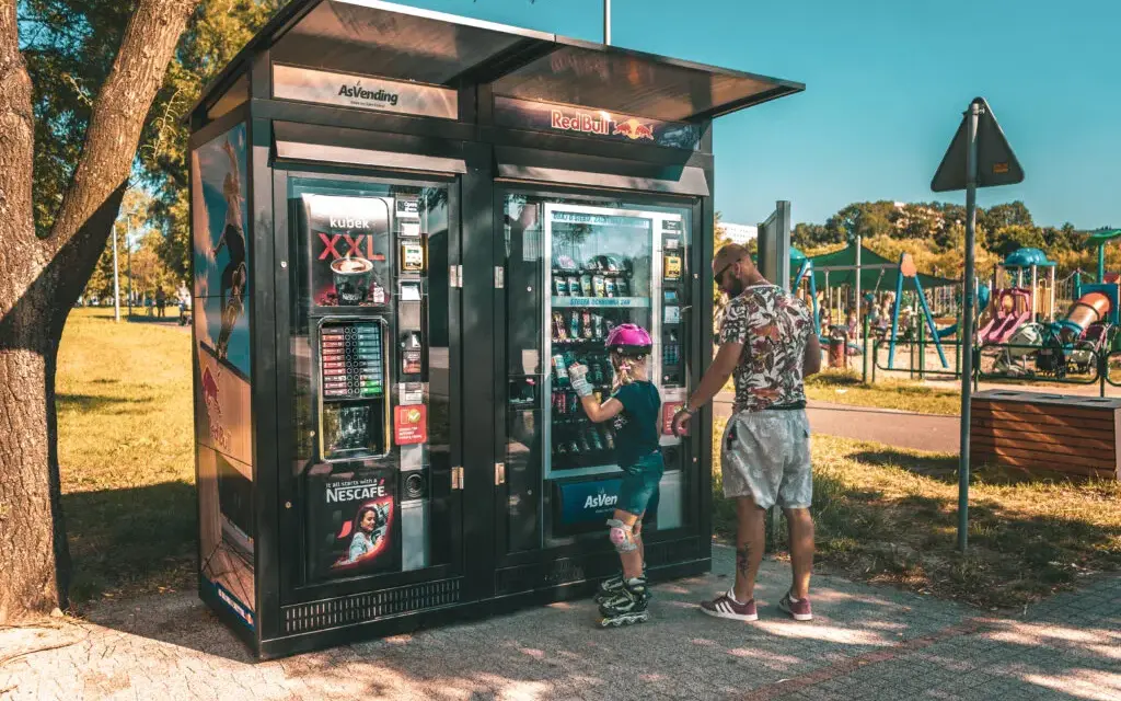 Ile kosztuje wynajem automatu vendingowego? Zaskakujące ceny i ukryte koszty