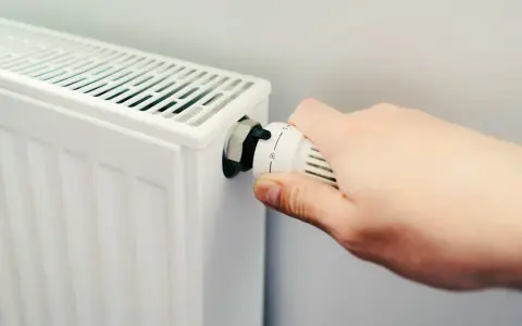 Od kiedy okres grzewczy w blokach? Sprawdź, kiedy włączają ogrzewanie