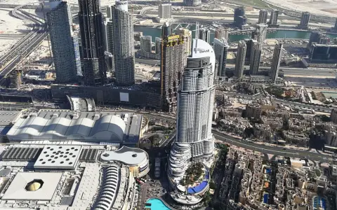 Ile metrów ma najwyższy budynek świata? Zaskakująca wysokość Burj Khalifa