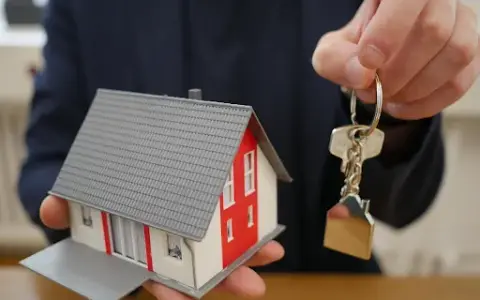 Jak długo trwa wynajem długoterminowy mieszkania? Sprawdź szczegóły
