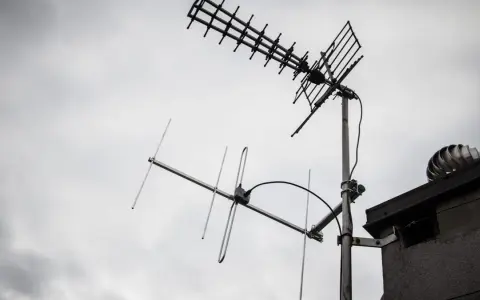 Jaka telewizja w bloku: wybierz najlepszą opcję bez kłopotów