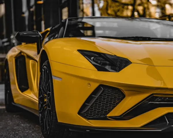 Ile kosztuje wynajem lamborghini? Ceny, które Cię zaskoczą
