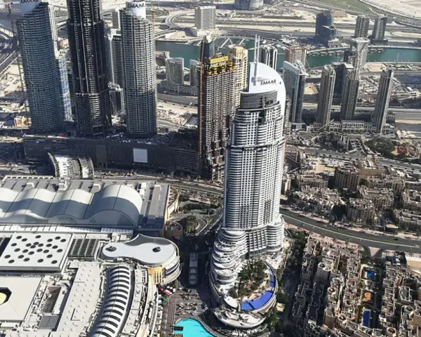Ile metrów ma najwyższy budynek świata? Zaskakująca wysokość Burj Khalifa