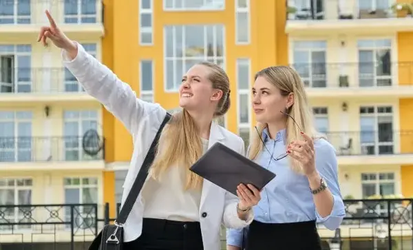 Gdzie szukać mieszkania na wynajem? Odkryj skuteczne metody i źródła