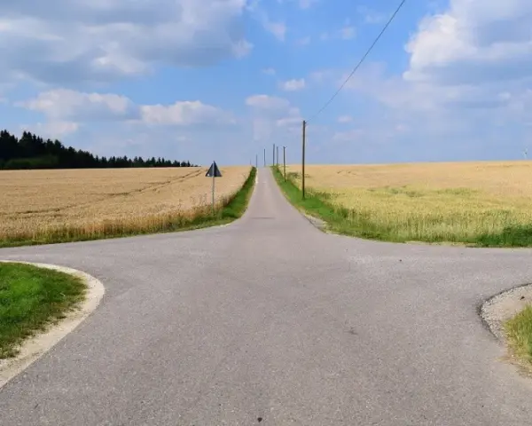Jak sprawdzić położenie działki względem stron świata, by uniknąć błędów