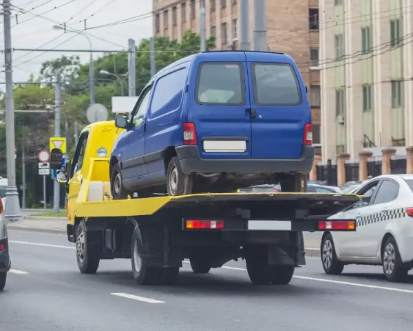 Ile kosztuje wynajem lawety? Sprawdź ceny i kluczowe czynniki