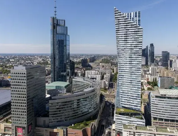 Najwyższy budynek w Warszawie ile ma pięter? Zaskakujące fakty o Varso Tower