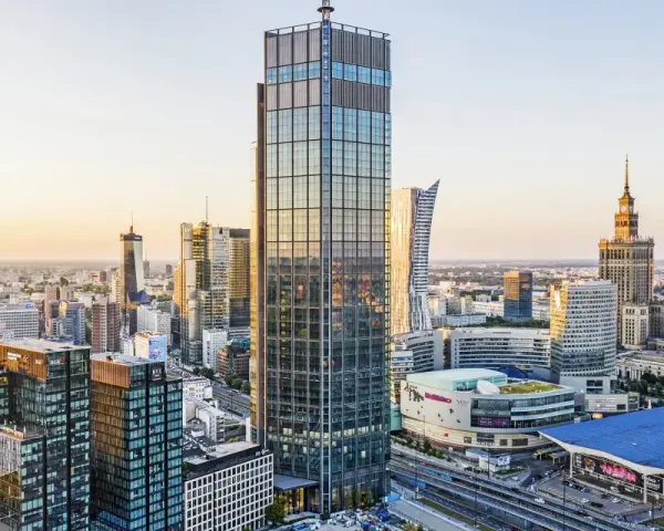 Jaki jest najwyższy budynek w Warszawie? Poznaj Varso Tower i jego tajemnice