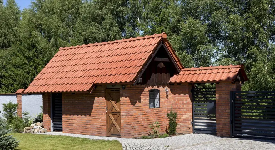 Co to jest budynek gospodarczy? Poznaj jego funkcje i zastosowanie
