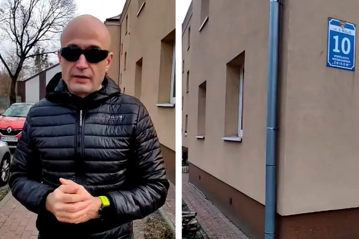 Odkrywamy sekrety licytacji komorniczych luksusowych domów celebrytów pod Warszawą. Mężczyzna w czarnej kurtce stoi przed budynkiem.