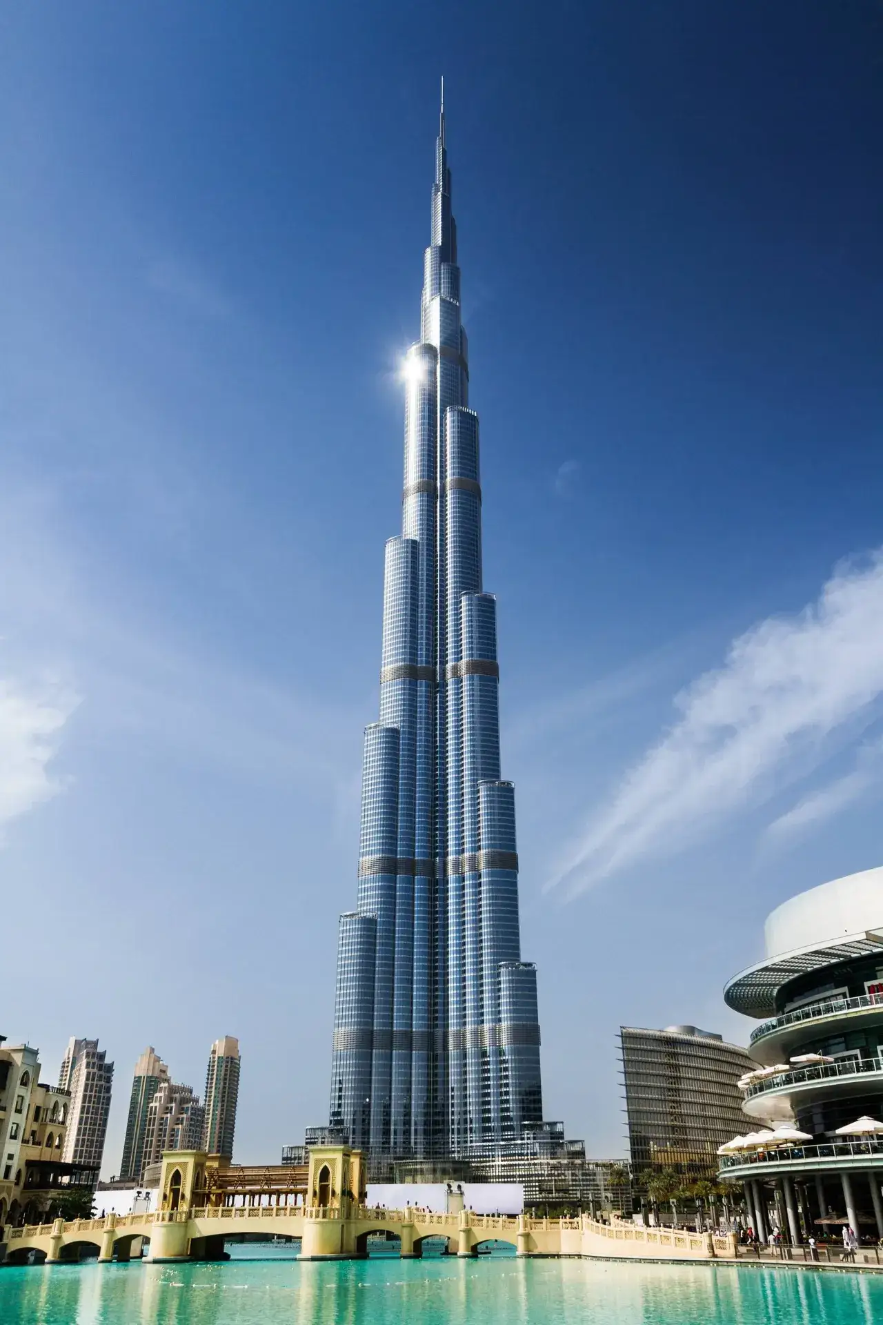 Zdjęcie Ile ma najwyższy budynek świata? Zaskakujące fakty o Burj Khalifa
